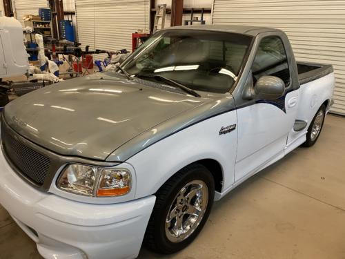 2000 Ford Lightning
