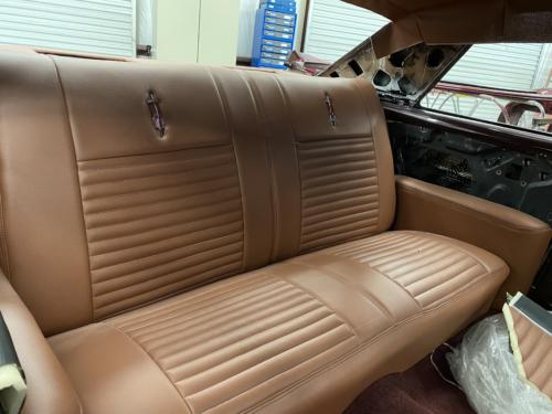 1964 Oldsmobile Cutlass / 442 